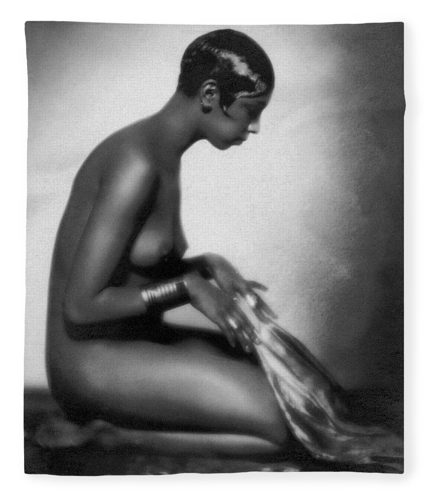 1928 Fleece Blanket featuring the photograph Profile Of Josephine Baker by Underwood Archives