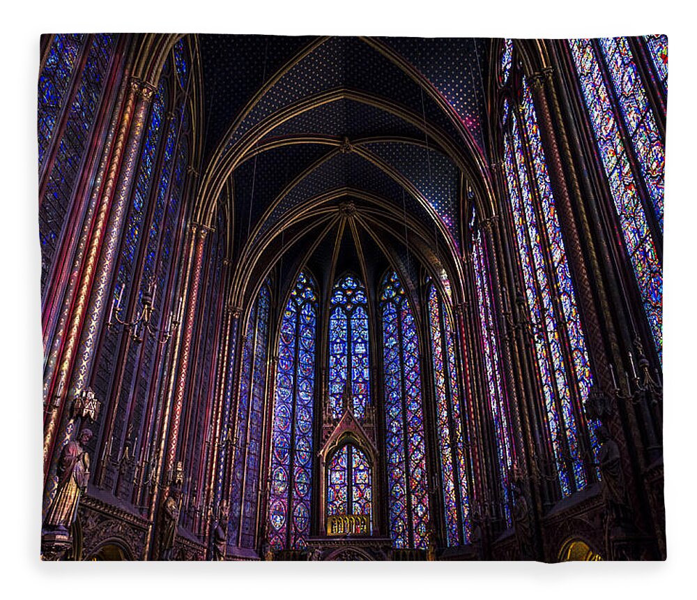 Sainte Fleece Blanket featuring the photograph Sainte Chapelle by Pablo Lopez
