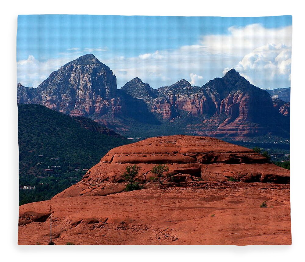 Red Fleece Blanket featuring the photograph Sedona-13 by Dean Ferreira