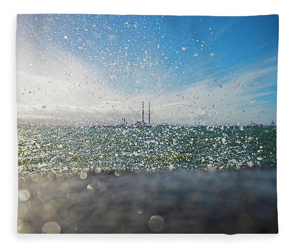 Water's Edge Fleece Blanket featuring the photograph Splash On Shoreline by Leverstock