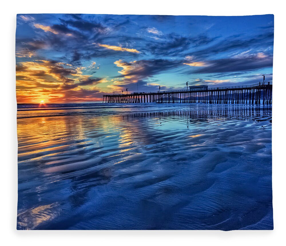 Pismo Beach Fleece Blanket featuring the photograph Sunset in Blue by Beth Sargent