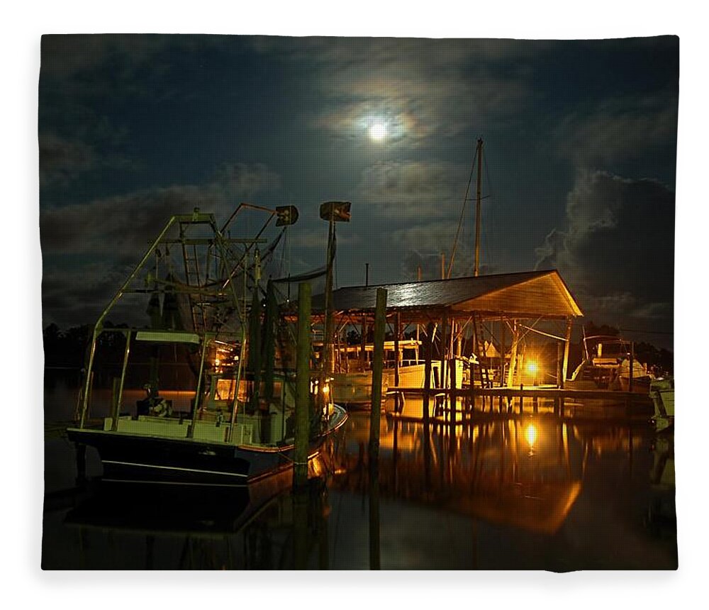 Alabama Fleece Blanket featuring the digital art Super Moon at Nelsons by Michael Thomas