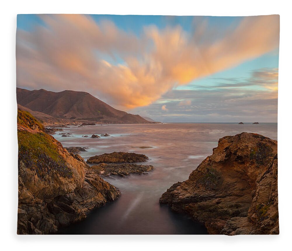 Landscape Fleece Blanket featuring the photograph The Golden Hour 2 by Jonathan Nguyen
