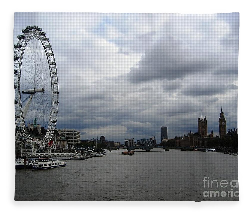 Thames Fleece Blanket featuring the photograph The Mighty Thames by Denise Railey