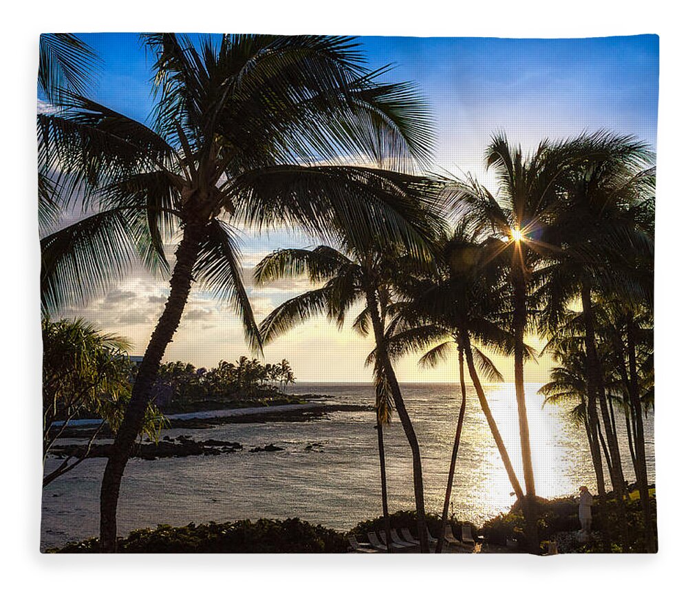 Hawaii Fleece Blanket featuring the photograph Waikoloa Sunset by Lars Lentz