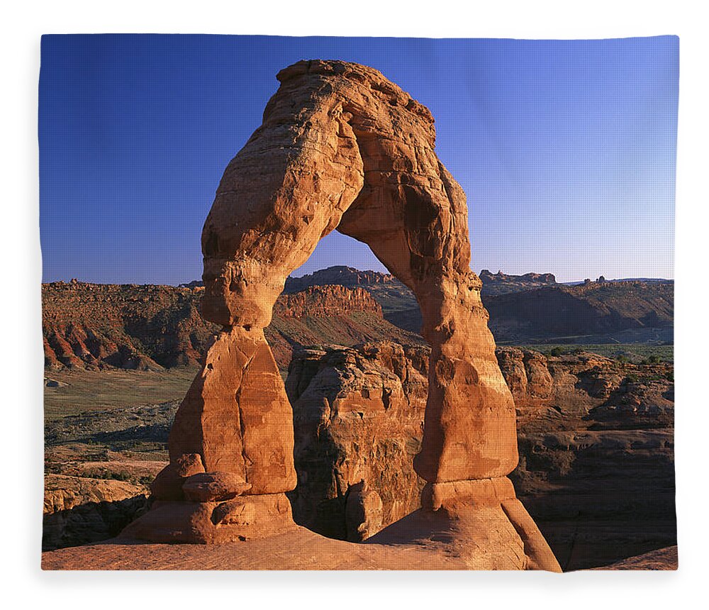 00174044 Fleece Blanket featuring the photograph Delicate Arch In Arches National Park #1 by Tim Fitzharris