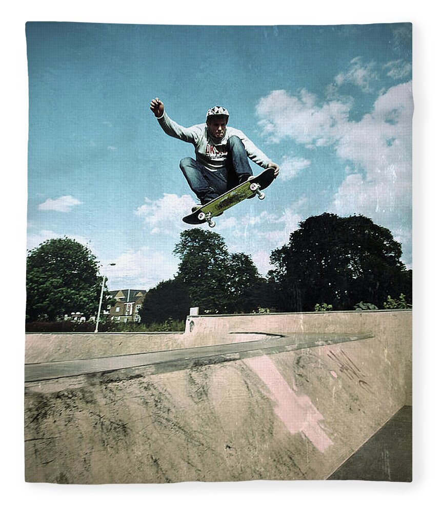 Yhun Suarez Fleece Blanket featuring the photograph Fly High by Yhun Suarez