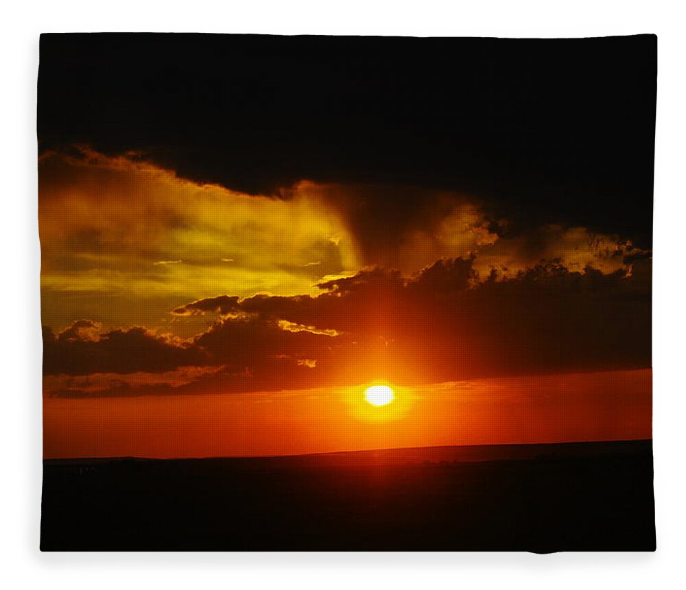 Sunsets Fleece Blanket featuring the photograph Golden Moments by Jeff Swan
