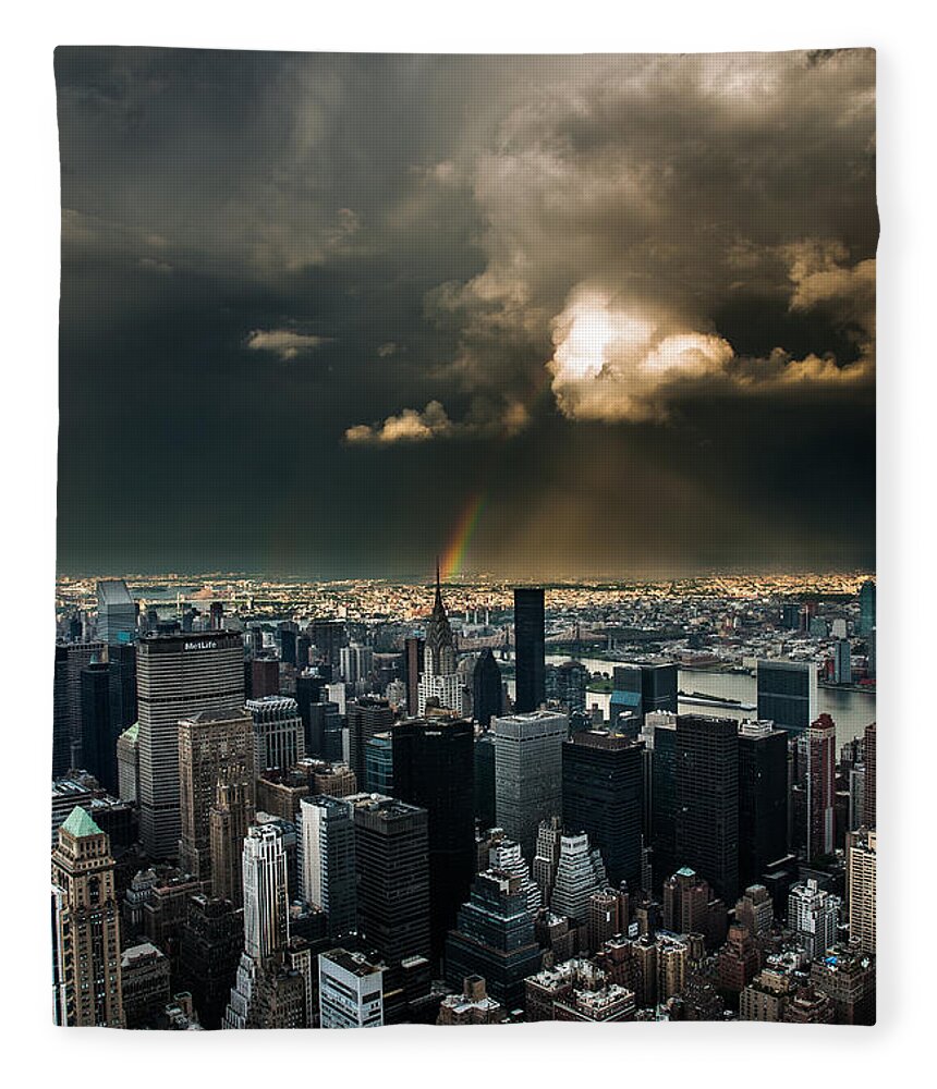 Manhatten Fleece Blanket featuring the photograph Great Skies over Manhattan by Hannes Cmarits