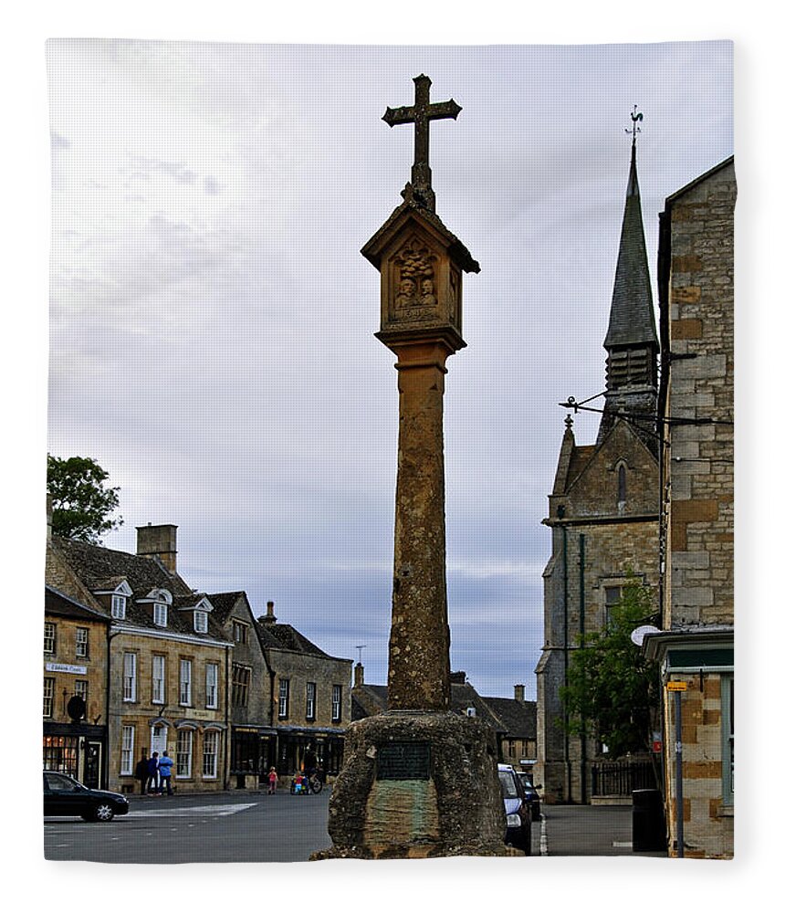 The Cotswolds Fleece Blanket featuring the photograph Market Cross - Stow-on-the-Wold by Rod Johnson