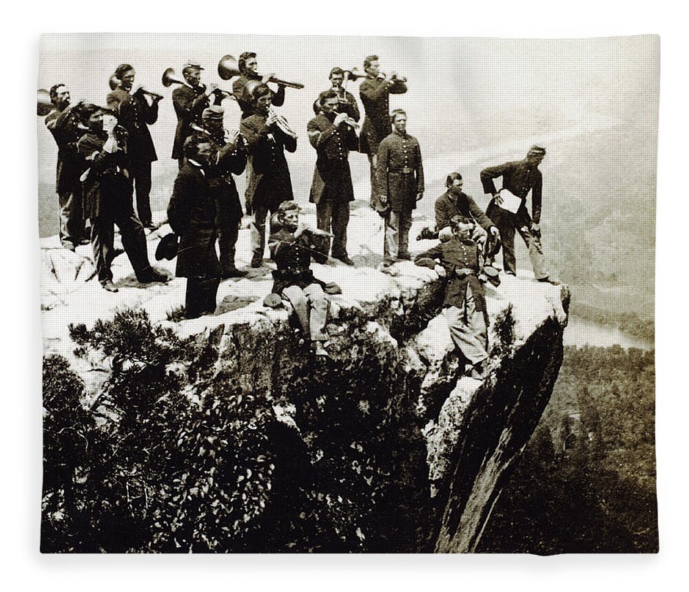 Black And White Fleece Blanket featuring the photograph Military Band At Lookout Mountain by Photo Researchers, Inc.