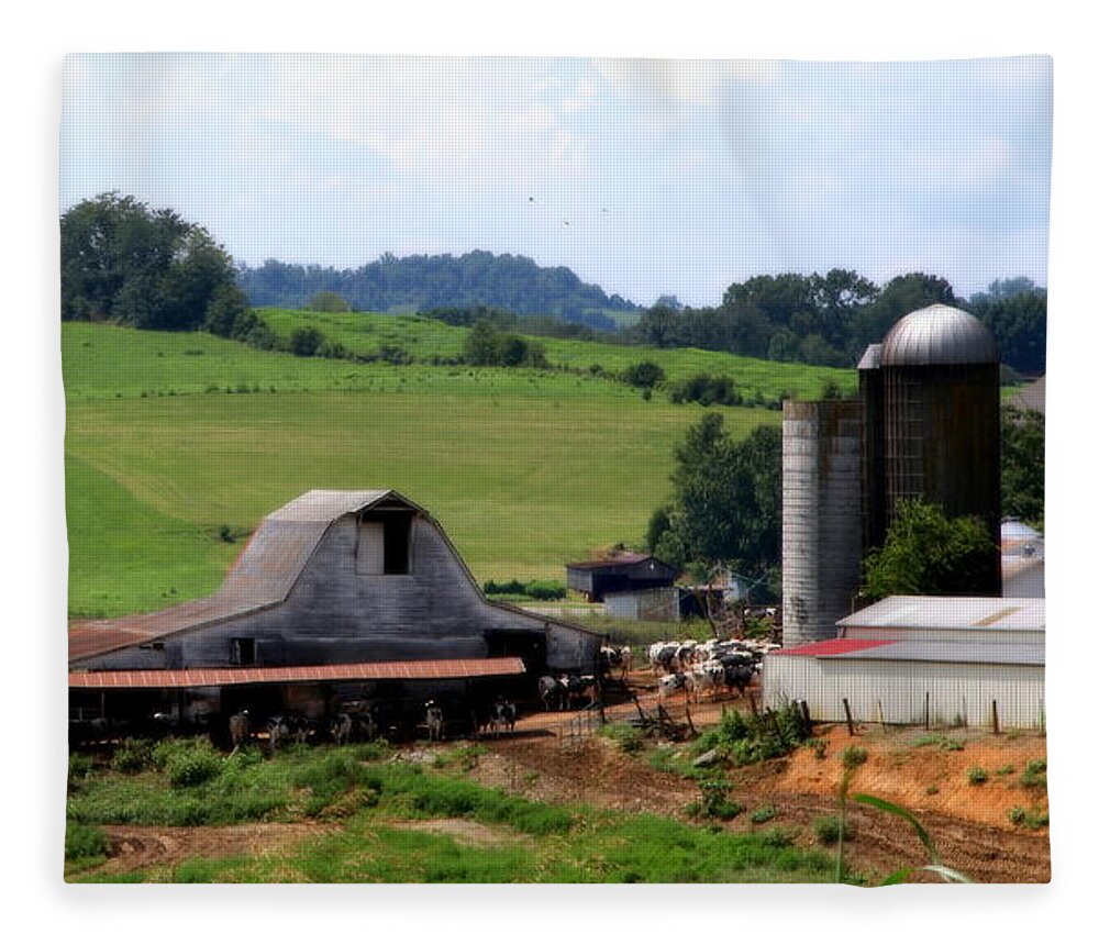 Barns Fleece Blanket featuring the photograph Old Dairy Barn by Karen Wiles