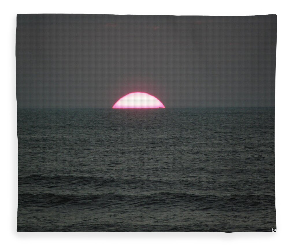 Sunrise Fleece Blanket featuring the photograph Rise Over Atlantic by Kim Galluzzo