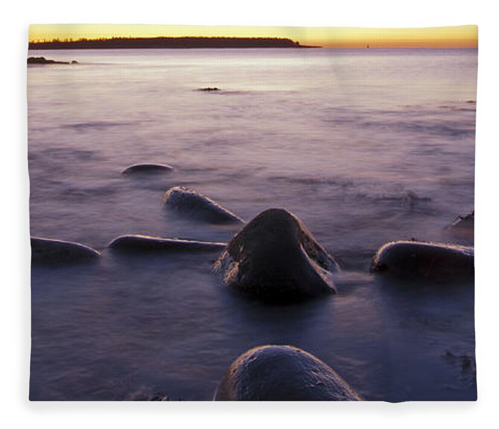 Acadia National Park Fleece Blanket featuring the photograph Shoreline Wakeup by Glenn Gordon