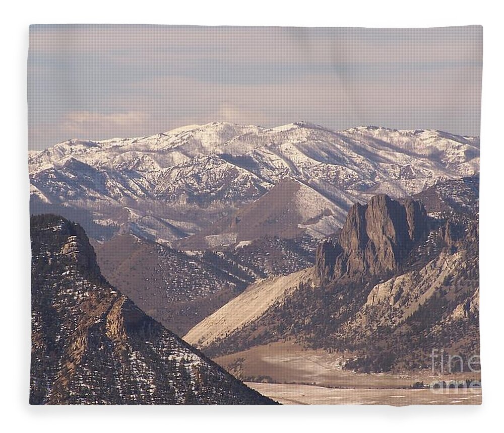 Mountains Fleece Blanket featuring the photograph Sunlight Splendor by Dorrene BrownButterfield