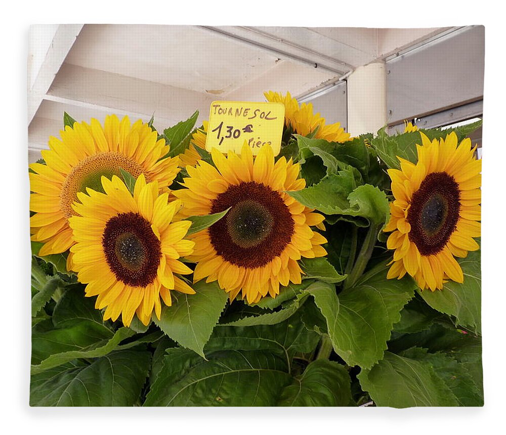 Sunflower Fleece Blanket featuring the photograph Tournesol by Carla Parris