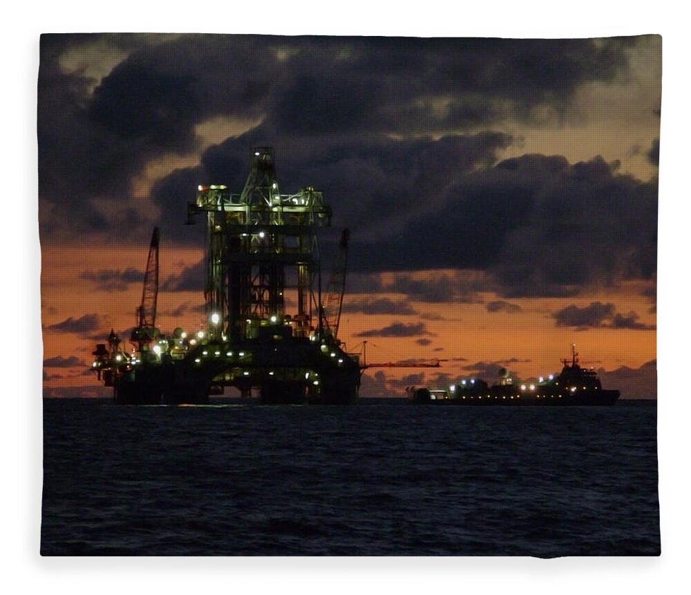 Off Shore Fleece Blanket featuring the photograph Drill Rig at Dusk by Charles and Melisa Morrison
