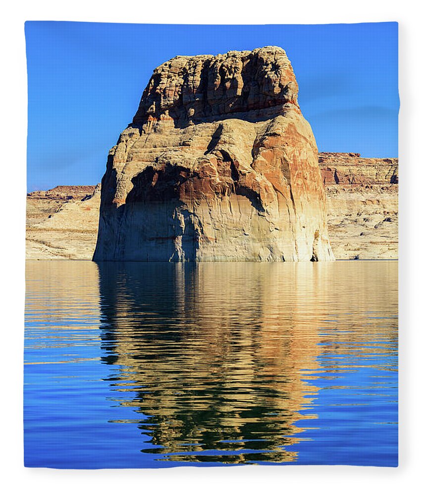 Lone Rock Canyon Fleece Blanket featuring the photograph Lone Rock Canyon by Raul Rodriguez