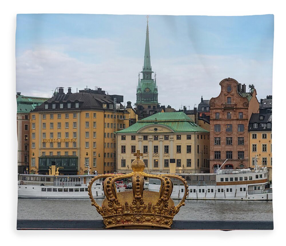 Gilded Crown Fleece Blanket featuring the photograph Skeppsholmsbron - Stockholm #1 by Joana Kruse