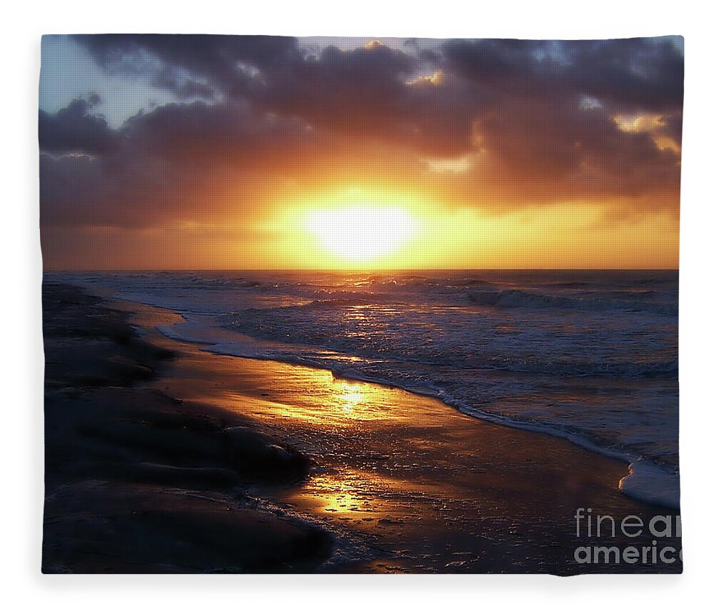 Sunrise Fleece Blanket featuring the photograph Sunrise Over Atlantic Ocean #1 by Phil Perkins
