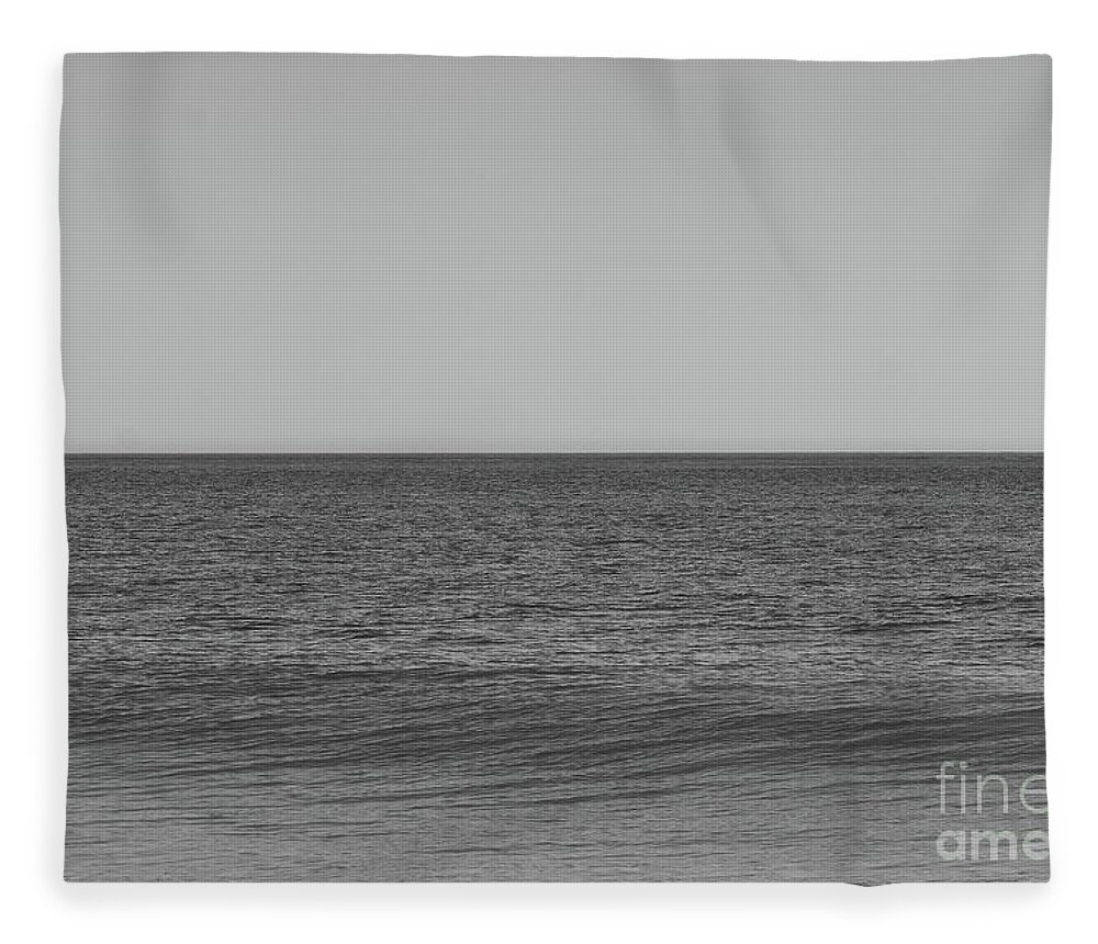 Scenic Fleece Blanket featuring the photograph Horizons #3 by Skip Willits