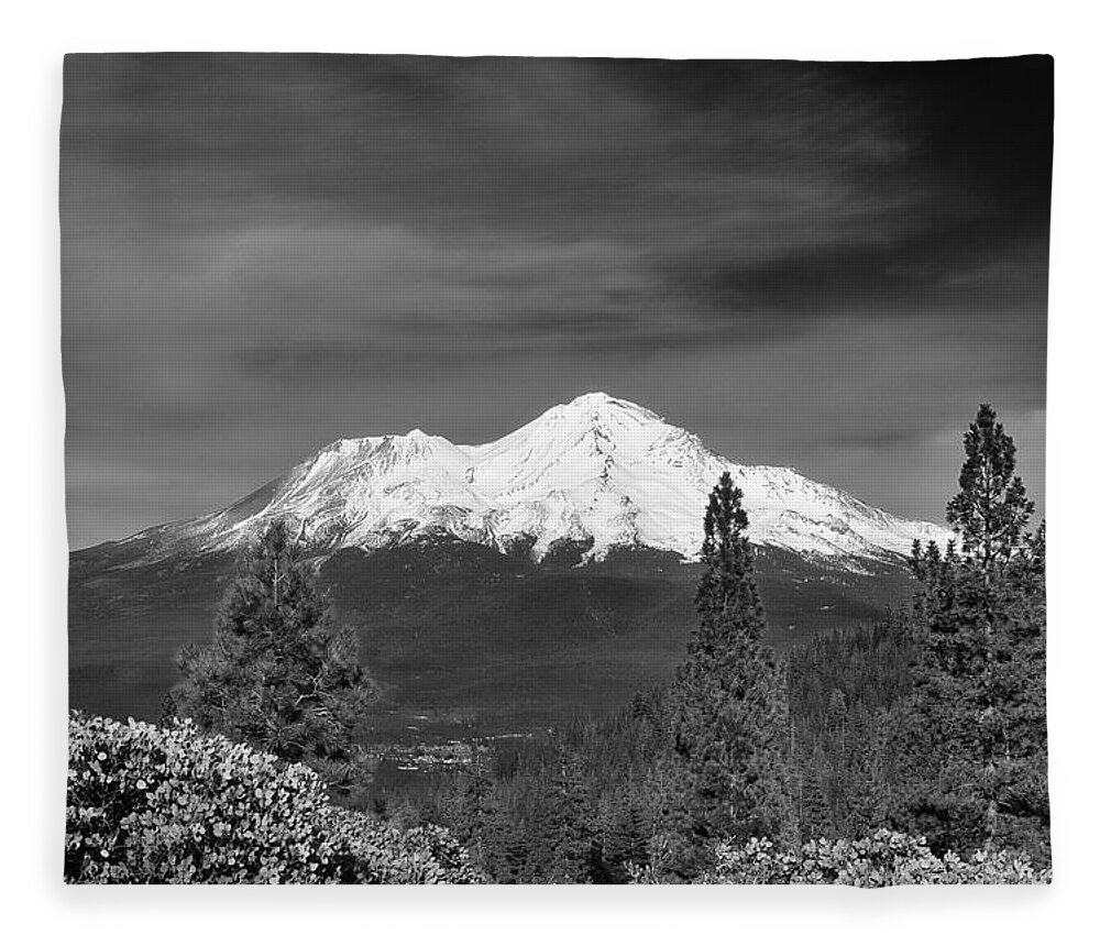 Mt Shasta Fleece Blanket featuring the photograph Mt Shasta #2 by Maria Jansson