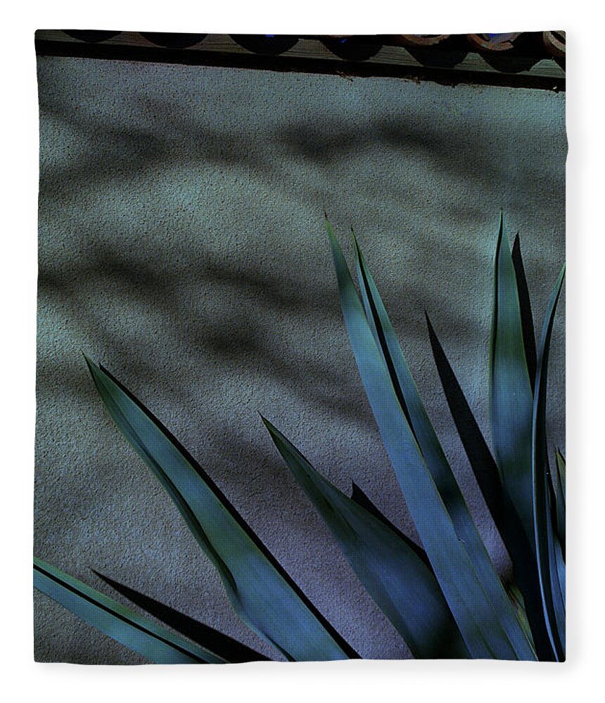 Aloe Vera Fleece Blanket featuring the photograph Aloe Cool by Mark Fuller