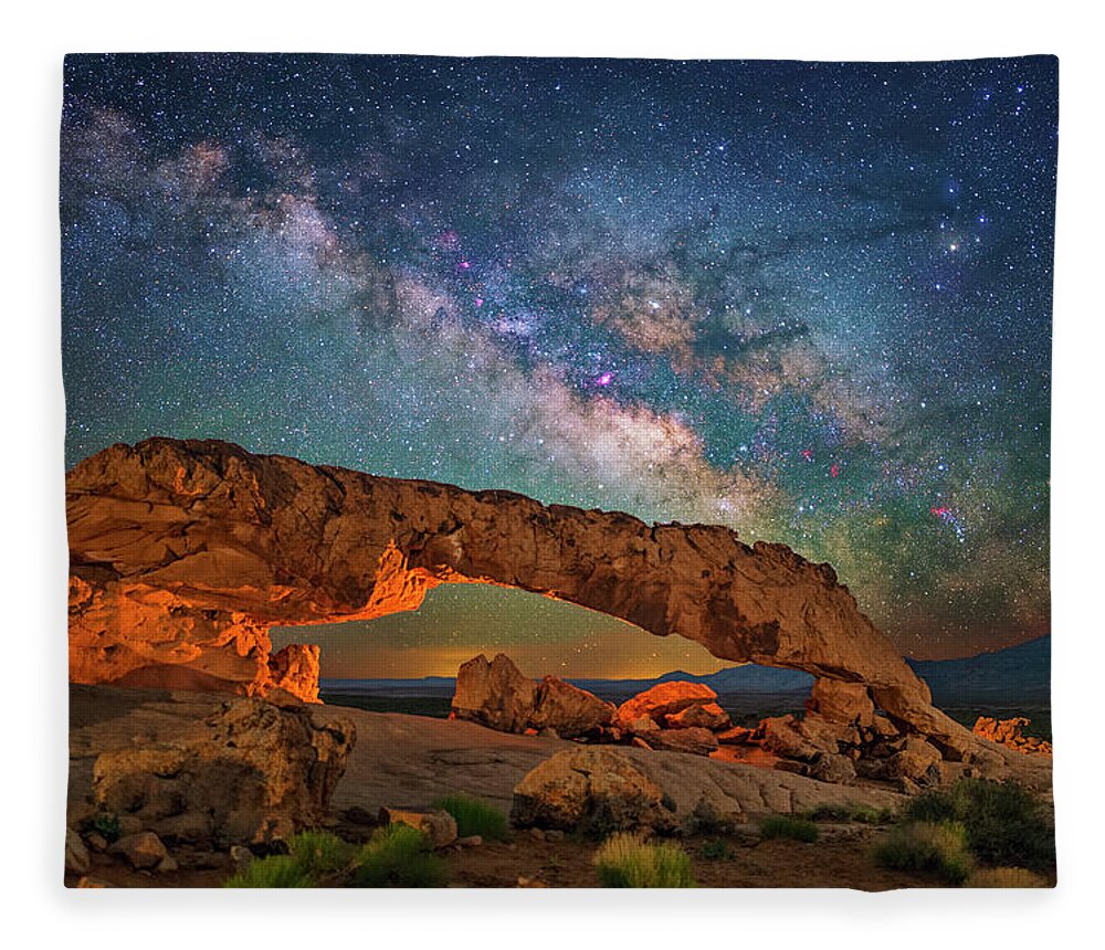 Astronomy Fleece Blanket featuring the photograph Arching over the Arch by Ralf Rohner