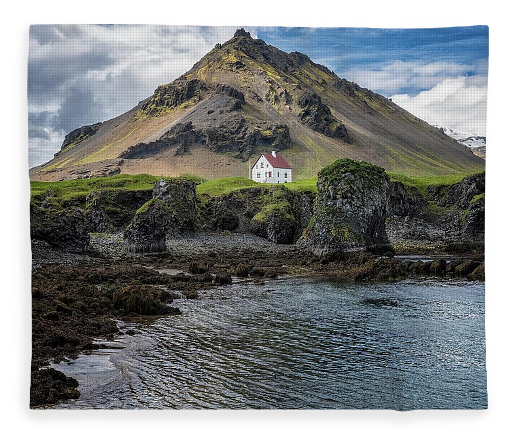 Iceland Fleece Blanket featuring the photograph Arnarstapi House by Tom Singleton