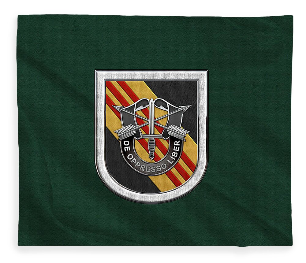 'u.s. Army Special Forces' Collection By Serge Averbukh Fleece Blanket featuring the digital art U. S. Army 5th Special Forces Group Vietnam - 5 S F G Beret Flash over Green Beret Felt by Serge Averbukh