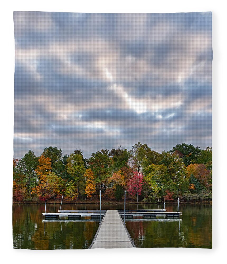 Da 18-135 Wr Fleece Blanket featuring the photograph Autumn Colors at the Lake by Lori Coleman