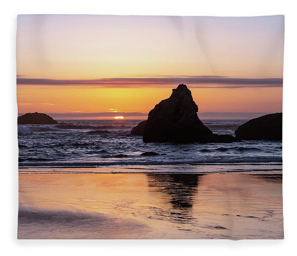 Beach Fleece Blanket featuring the photograph Bandon Glows by Steven Clark