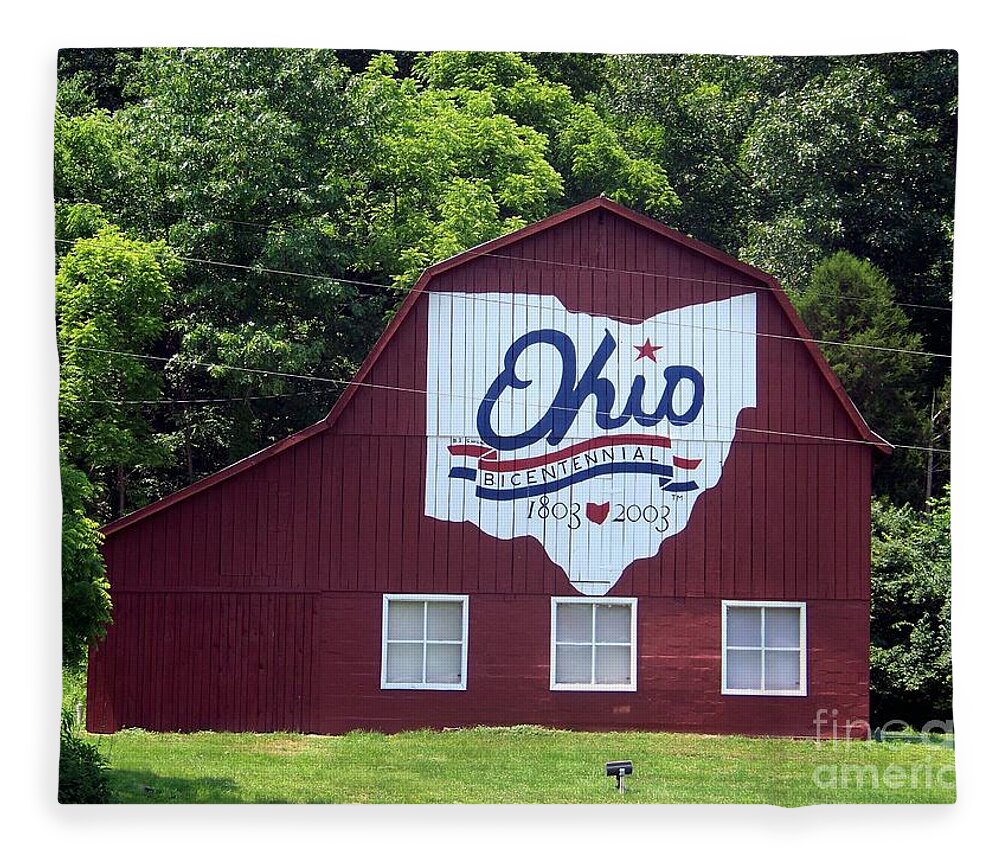 Ohio Fleece Blanket featuring the photograph Ross County Bicentennial Barn by Charles Robinson