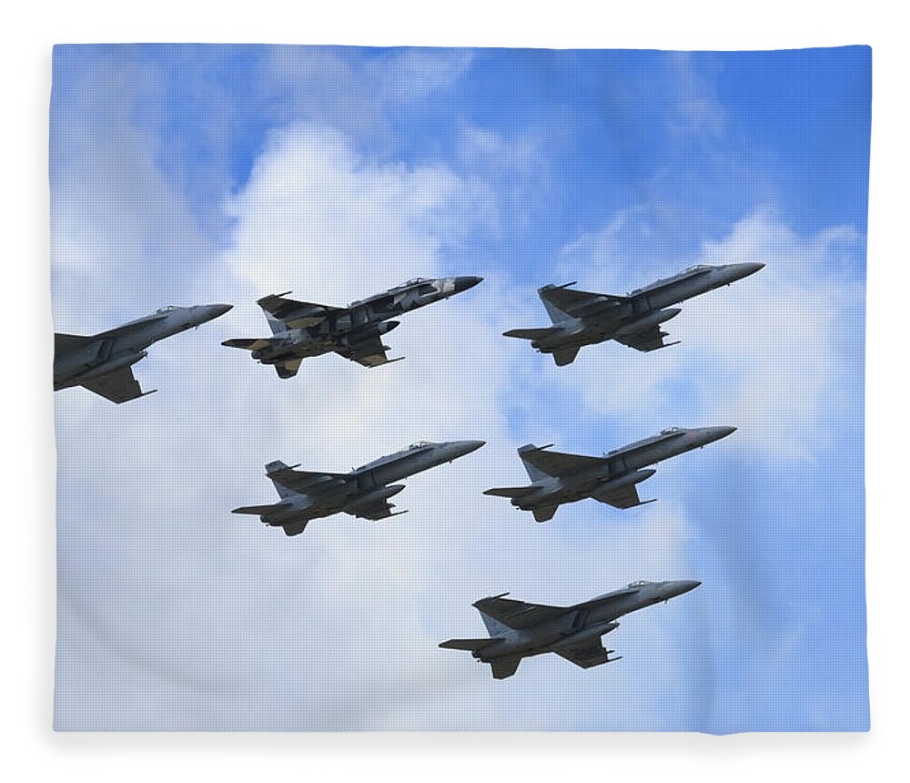 Us Fleece Blanket featuring the photograph Cloud Formation by Travis Rogers