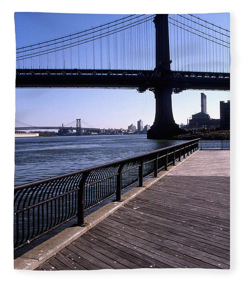 Landscape Manhattan Bridge New York City Fleece Blanket featuring the photograph Cnrg0402 by Henry Butz