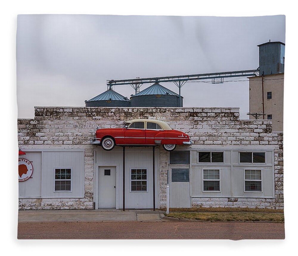 Old Car Fleece Blanket featuring the photograph Collyer Bar by Darren White
