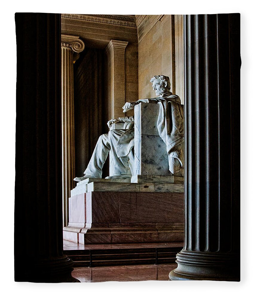 Lincoln Fleece Blanket featuring the photograph Contemplation by Christopher Holmes