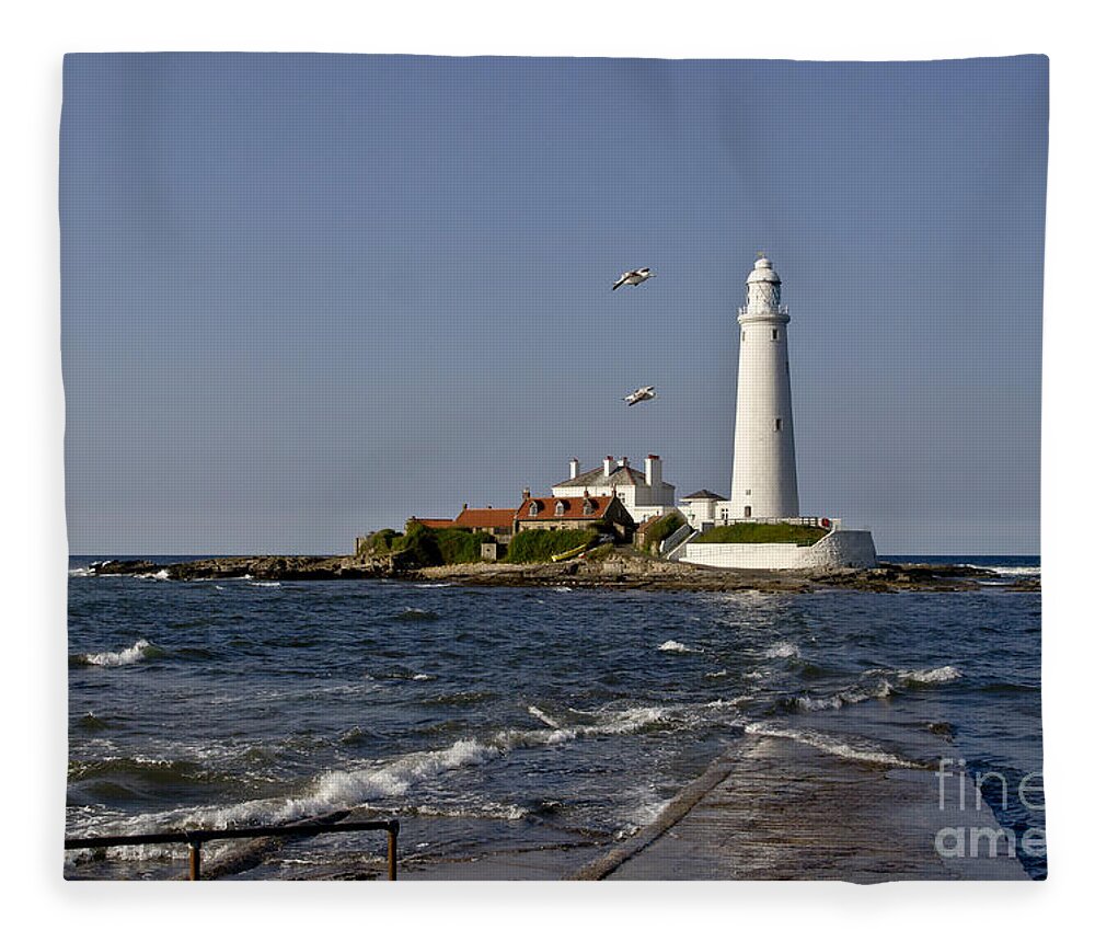 Lighthouse Fleece Blanket featuring the photograph Evening at St. Mary's Lighthouse by Elena Perelman