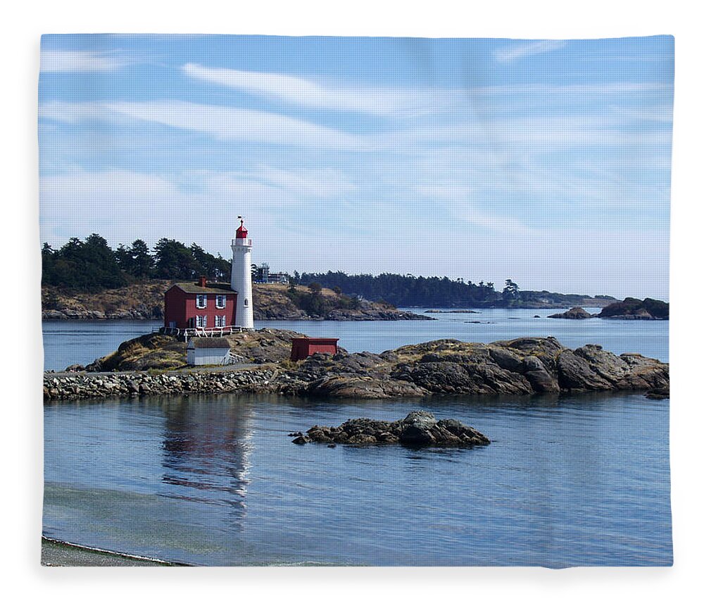 Lighthouse Fleece Blanket featuring the photograph Fisgard Lighthouse Shoreline by Marilyn Wilson
