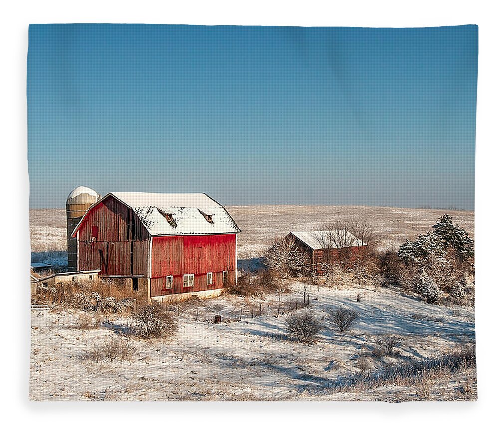 Barn Fleece Blanket featuring the photograph Forgotten Farm by Todd Klassy