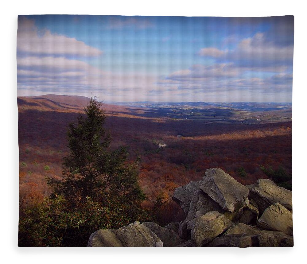 Hawk Mountain Fleece Blanket featuring the photograph Hawk Mountain Sanctuary by David Dehner