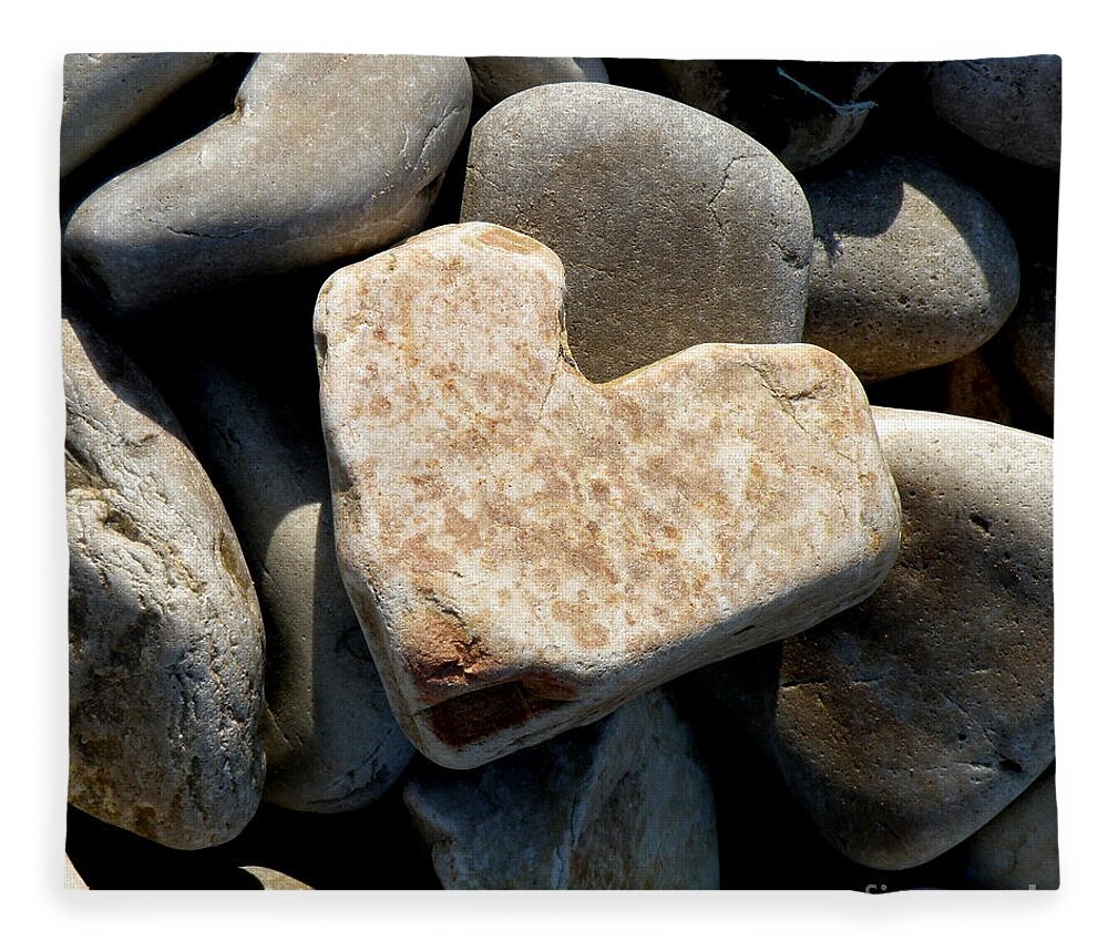 Heart Stone Fleece Blanket featuring the photograph Heart Stone by Lainie Wrightson