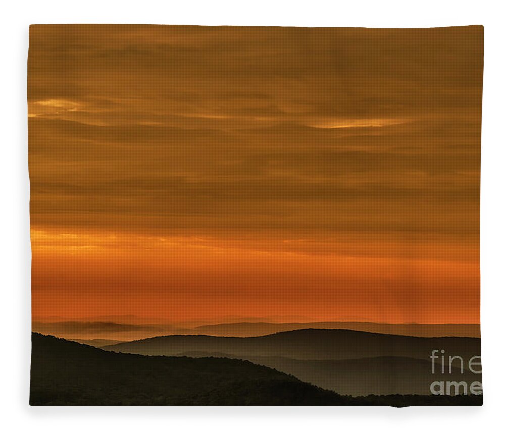 Sunrise Fleece Blanket featuring the photograph Highland Daybreak by Thomas R Fletcher