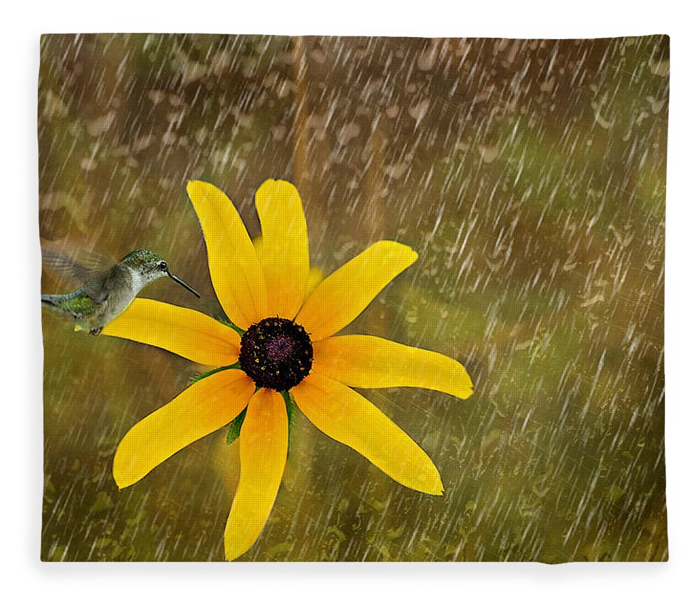 Hummingbird Print Fleece Blanket featuring the photograph Hummingbird in the Rain by Gwen Gibson