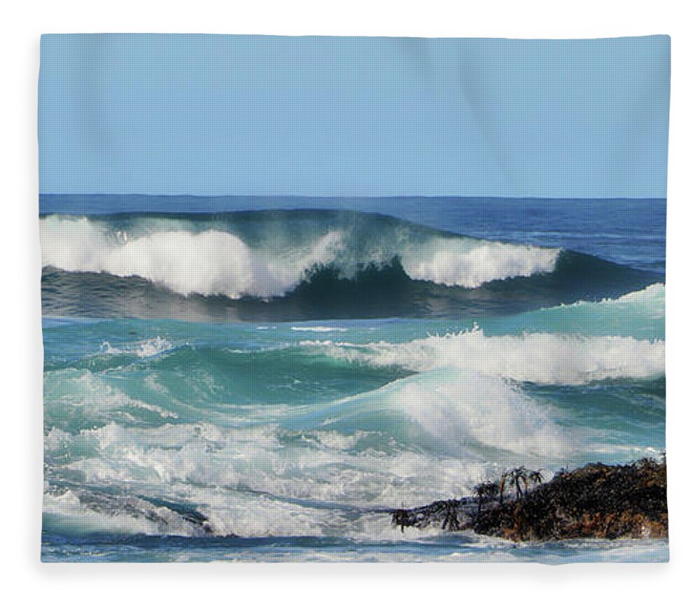 Ocean Fleece Blanket featuring the photograph Imminent Destruction by Donna Blackhall