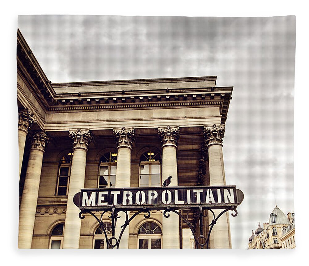 Metropolitain Fleece Blanket featuring the photograph Metropolitain - Paris, France by Melanie Alexandra Price