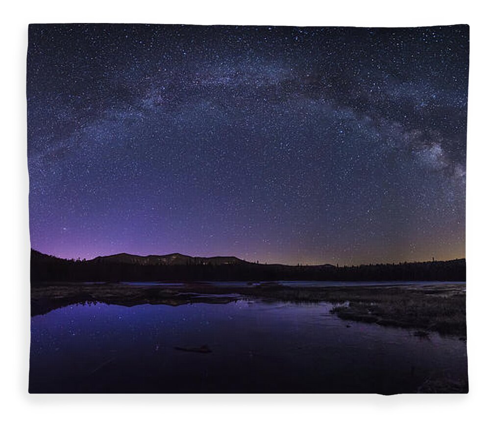 Milky Fleece Blanket featuring the photograph Milky Way over Lonesome Lake by White Mountain Images