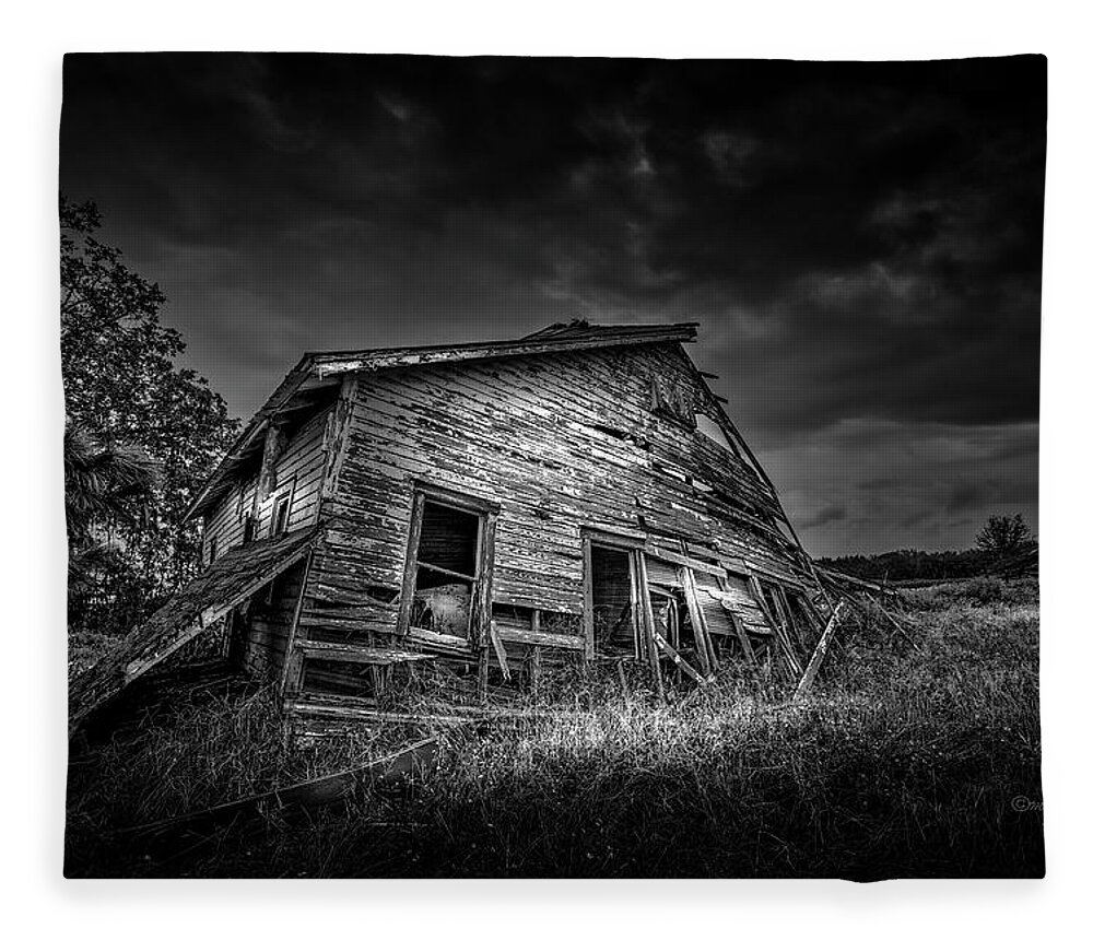 House Fleece Blanket featuring the photograph Nobody's Home by Marvin Spates