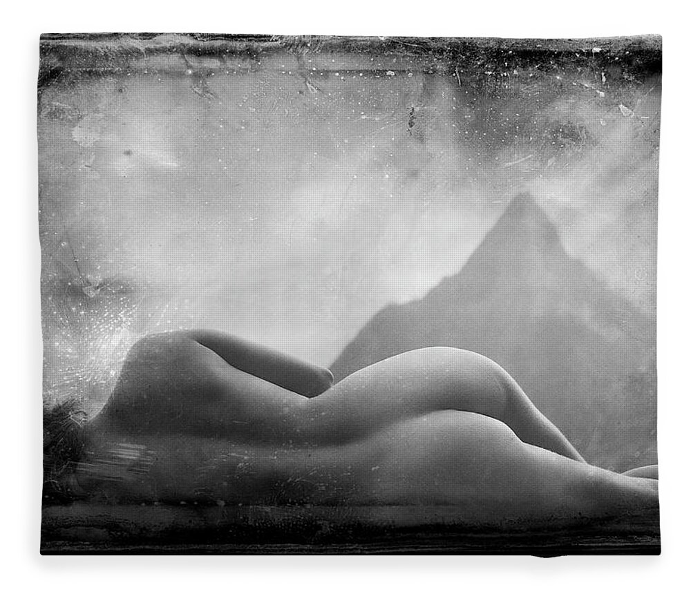 Nude Fleece Blanket featuring the photograph Nude at Chinaman's Hat, Pali, Hawaii by Jennifer Wright