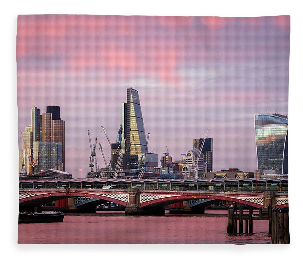 London Fleece Blanket featuring the photograph Red Sky Over London by Rick Deacon